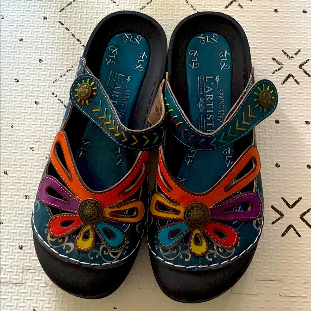 Slip on shoes